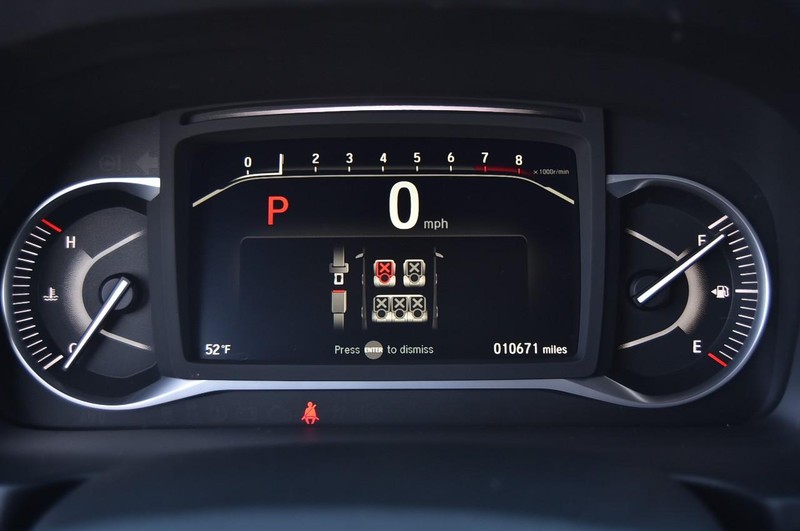 Honda Passport Vehicle Full-screen Gallery Image 14