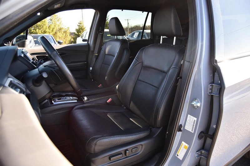 Honda Passport Vehicle Full-screen Gallery Image 25