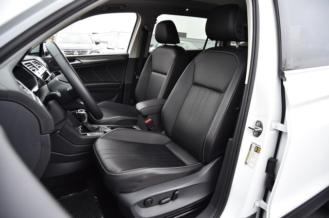 Volkswagen Tiguan Vehicle Image 19