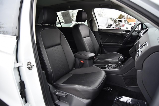 Volkswagen Tiguan Vehicle Image 20