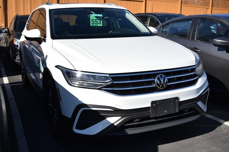 Volkswagen Tiguan Vehicle Image 04