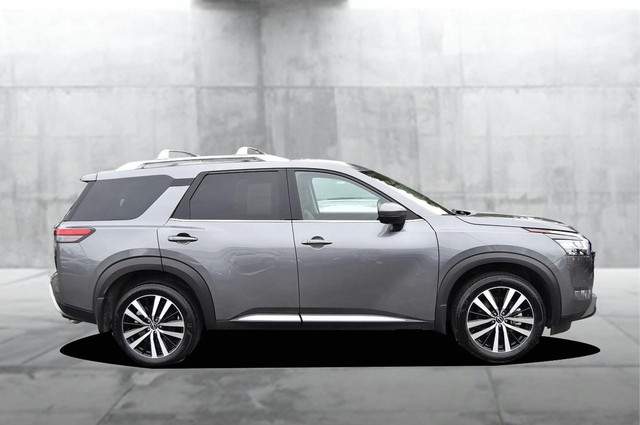 Nissan Pathfinder Vehicle Image 05