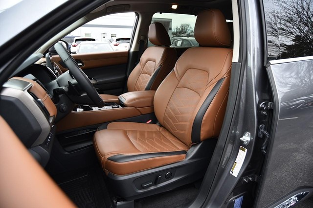 Nissan Pathfinder Vehicle Image 24