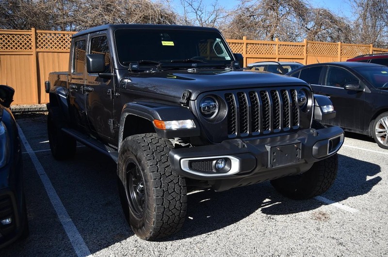 Jeep Gladiator Vehicle Image 04