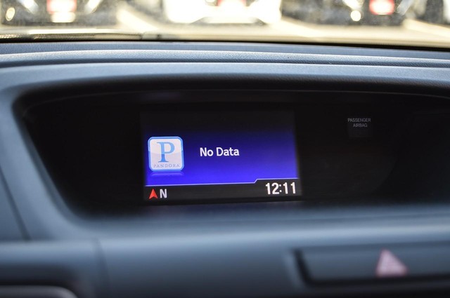 Honda CR-V Vehicle Image 12