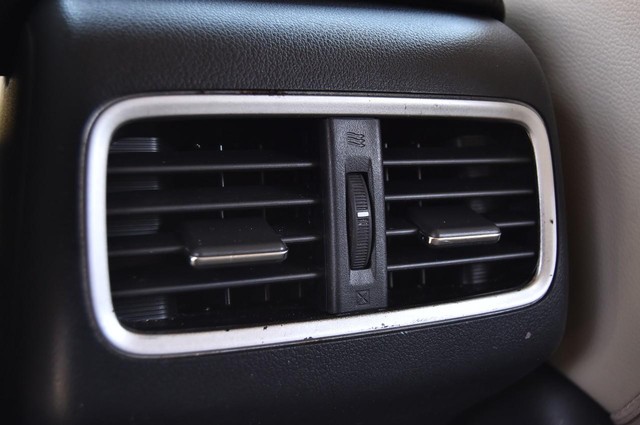 Honda CR-V Vehicle Image 25