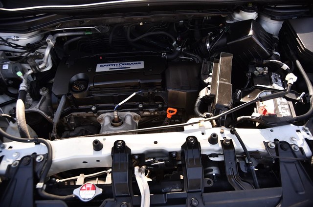 Honda CR-V Vehicle Image 27