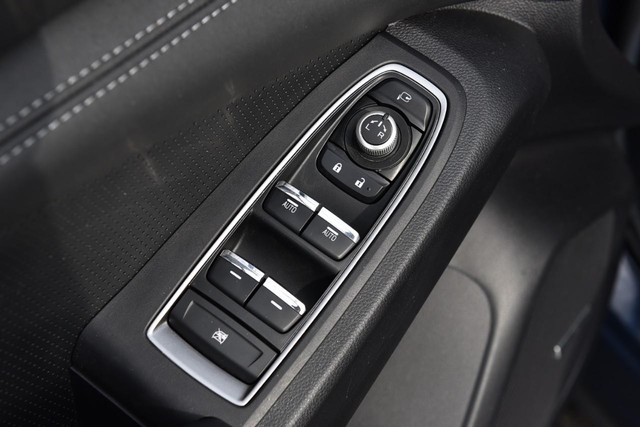 Subaru Ascent Vehicle Image 09