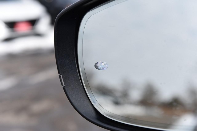 Subaru Ascent Vehicle Image 12