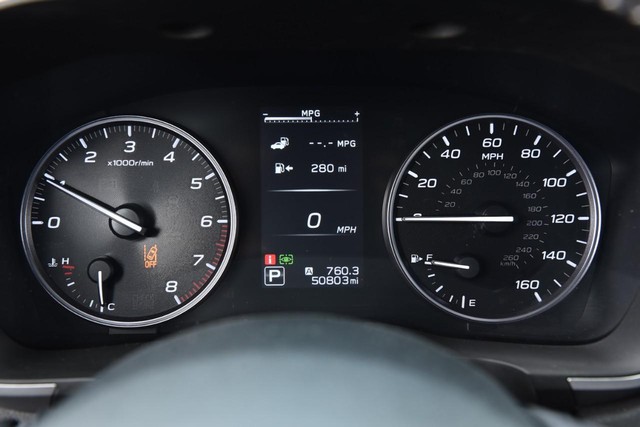 Subaru Ascent Vehicle Image 14