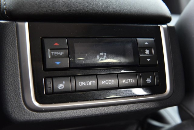 Subaru Ascent Vehicle Image 24