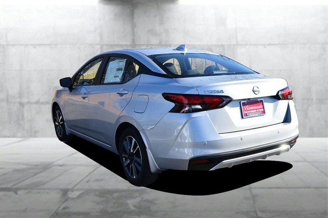 Nissan Versa Vehicle Image 07