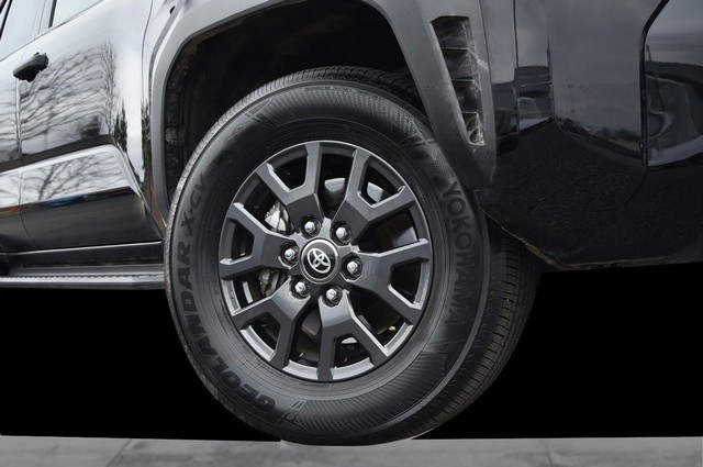 Toyota 4Runner Vehicle Image 03