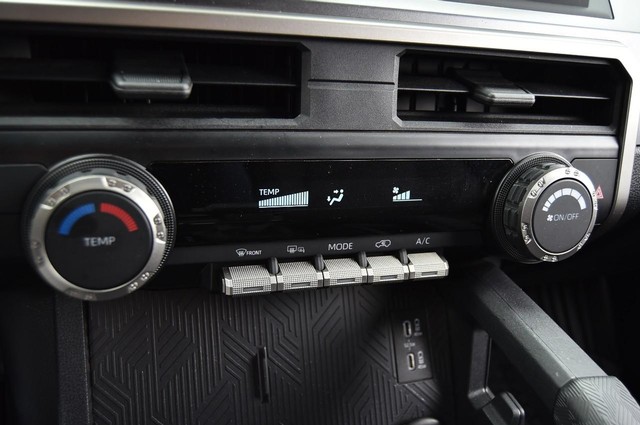 Toyota 4Runner Vehicle Image 15