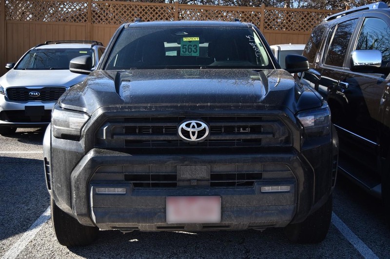 Toyota 4Runner Vehicle Image 03