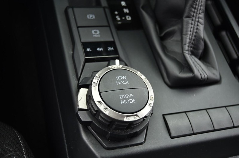 Toyota 4Runner Vehicle Image 17