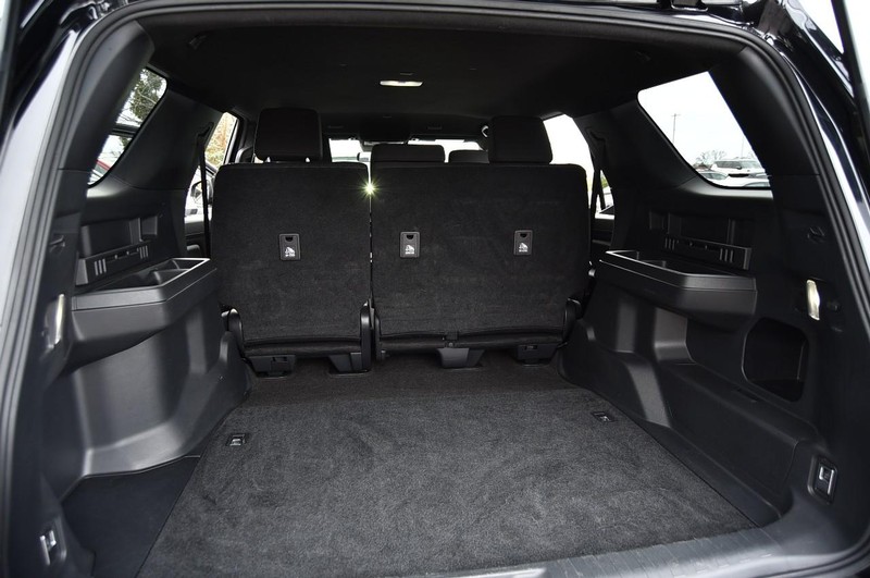 Toyota 4Runner Vehicle Image 24