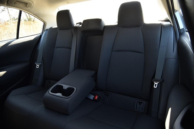 Toyota Corolla Vehicle Image 18