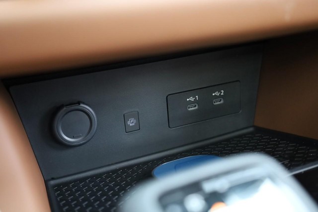 Nissan Pathfinder Vehicle Image 19