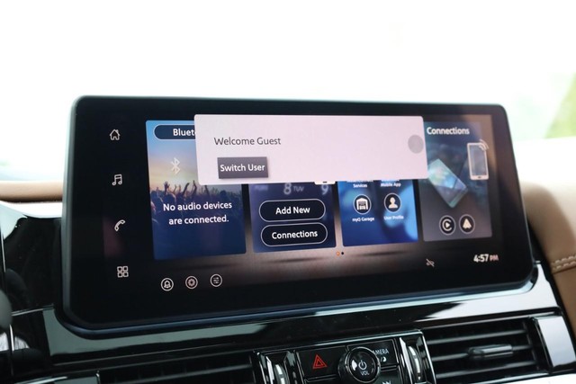 Nissan Pathfinder Vehicle Image 15