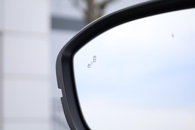 Nissan Pathfinder Vehicle Image 25