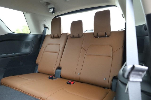 Nissan Pathfinder Vehicle Image 29