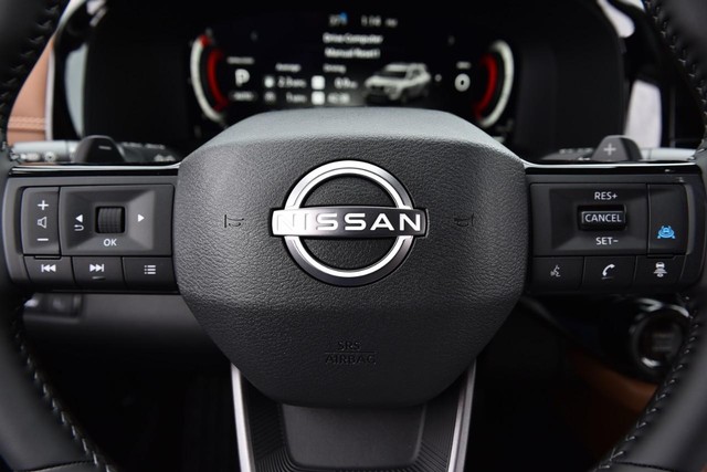 Nissan Pathfinder Vehicle Image 24