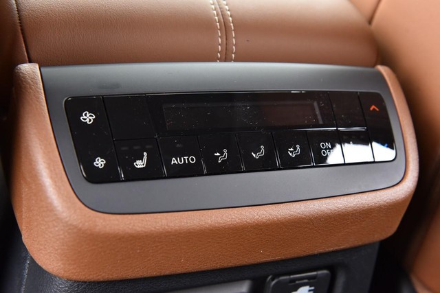 Nissan Pathfinder Vehicle Image 29