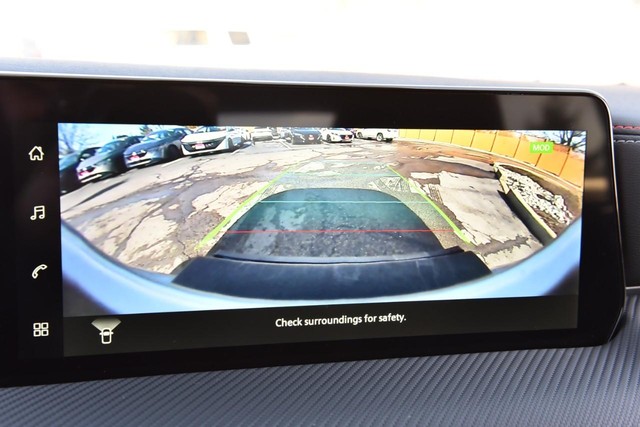 Nissan Kicks Vehicle Image 16