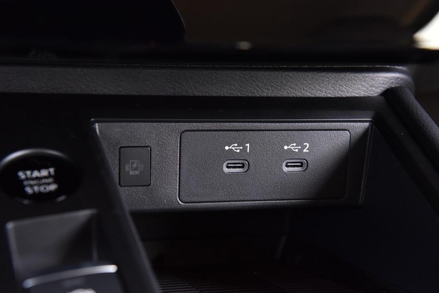 Nissan Kicks Vehicle Image 20