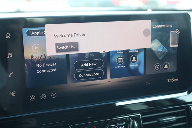 Nissan Pathfinder Vehicle Image 15