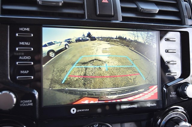 Toyota 4Runner Vehicle Image 13