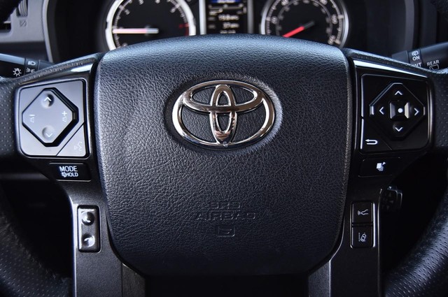 Toyota 4Runner Vehicle Image 18