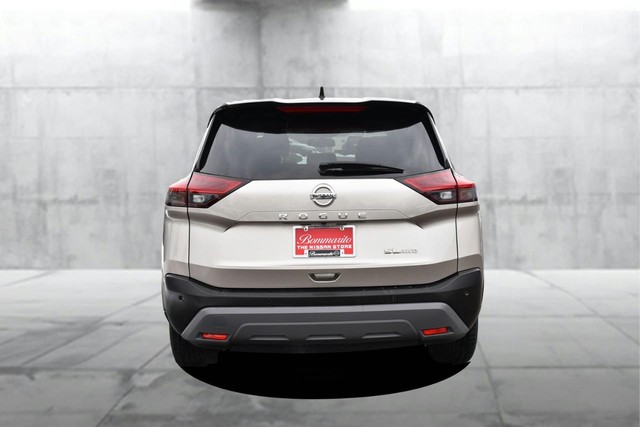 Nissan Rogue Vehicle Image 06