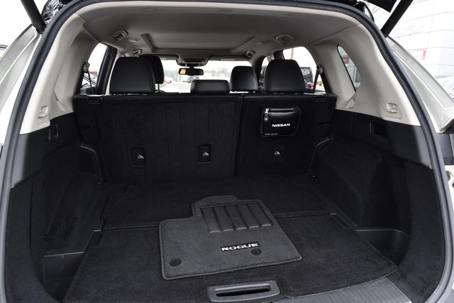 Nissan Rogue Vehicle Image 29