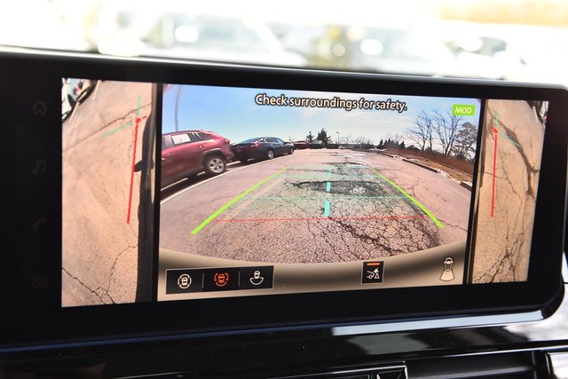 Nissan Pathfinder Vehicle Image 14