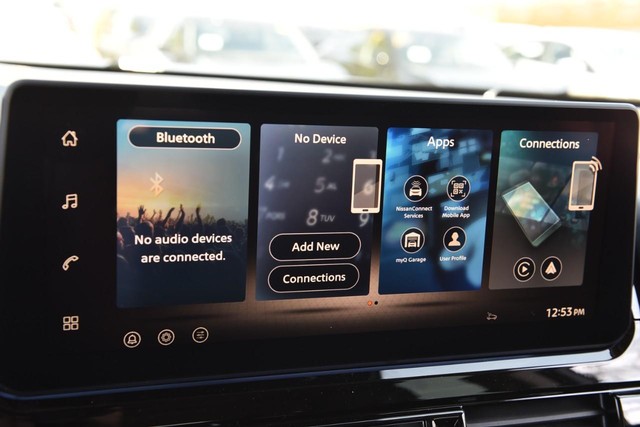 Nissan Pathfinder Vehicle Image 17