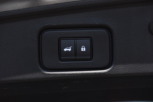 Nissan Pathfinder Vehicle Image 32