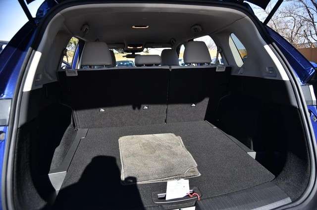 Nissan Rogue Vehicle Image 24