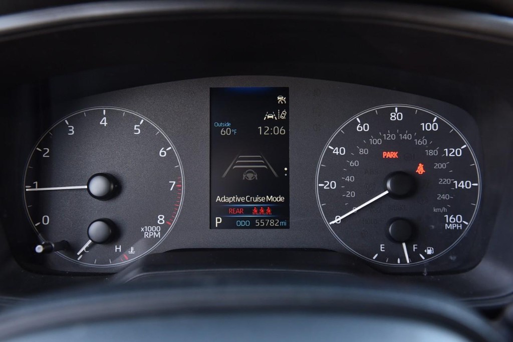 Toyota Corolla Vehicle Full-screen Gallery Image 9