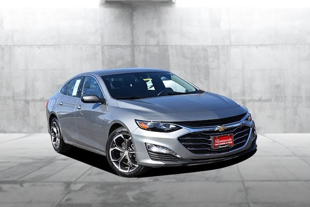 Chevrolet Malibu Vehicle Full-screen Gallery Image 02