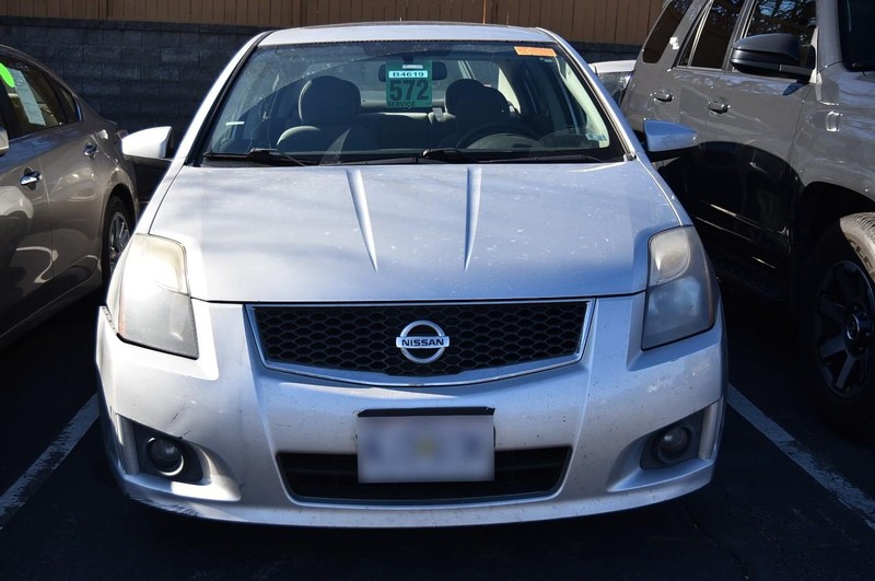 Nissan Sentra Vehicle Image 03