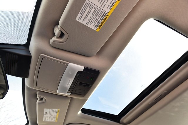 Nissan Altima Vehicle Image 24