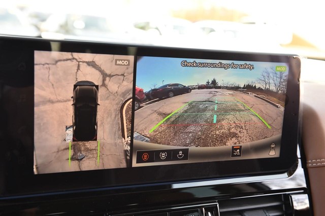 Nissan Pathfinder Vehicle Image 14