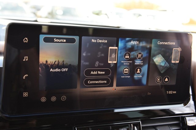 Nissan Pathfinder Vehicle Image 18