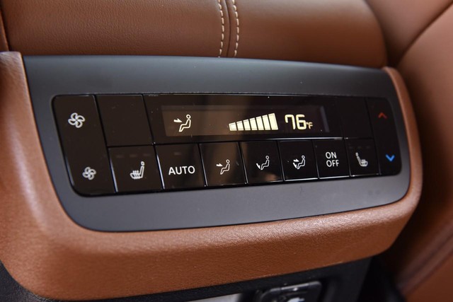 Nissan Pathfinder Vehicle Image 29