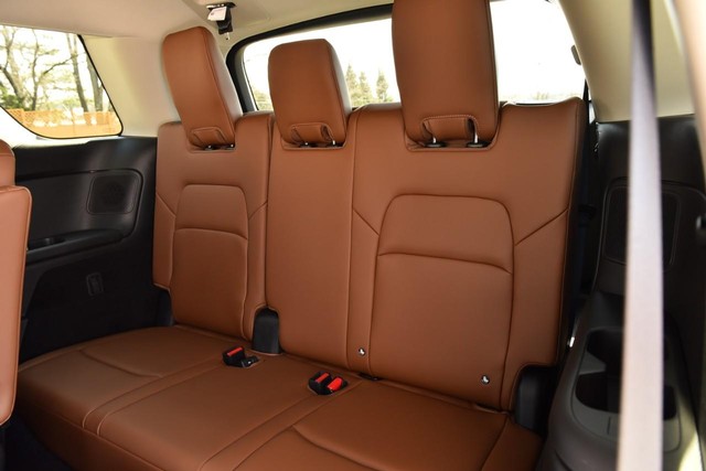 Nissan Pathfinder Vehicle Image 31