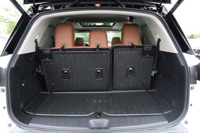 Nissan Pathfinder Vehicle Image 07