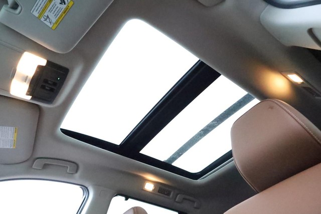 Nissan Pathfinder Vehicle Image 11