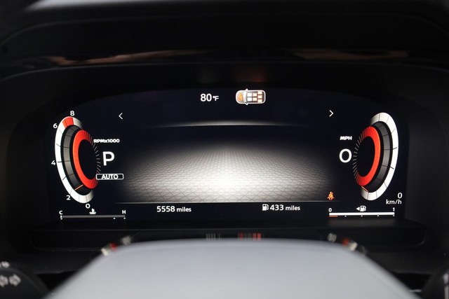 Nissan Pathfinder Vehicle Image 14